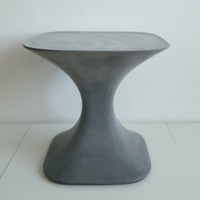 Load image into Gallery viewer, Milo