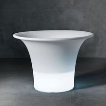 Carica l'immagine nel visualizzatore di Gallery, Cone illuminato