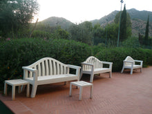 Carica l'immagine nel visualizzatore di Gallery, Handy Table