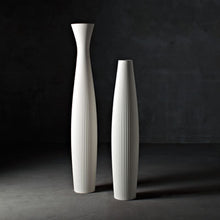 Load image into Gallery viewer, Scarlett